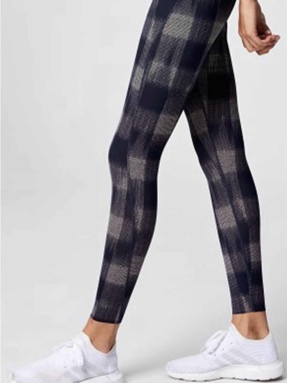 Varley Meadow Leggings in Fragment Check S